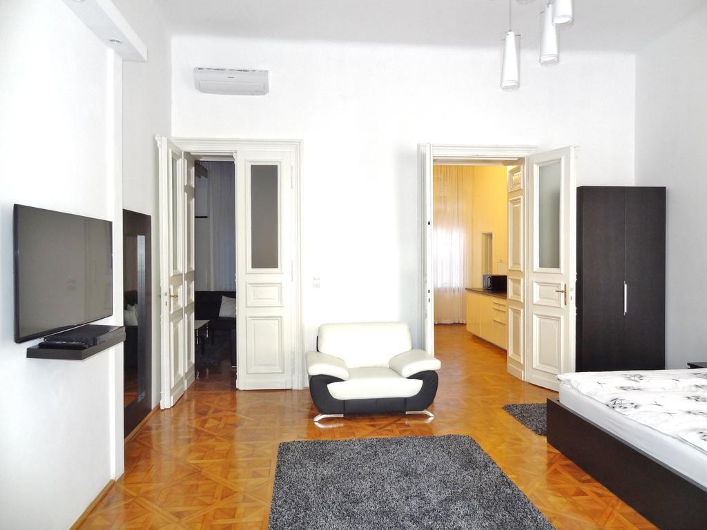 Erzsebet Boulevard Apartment ブダペスト 部屋 写真